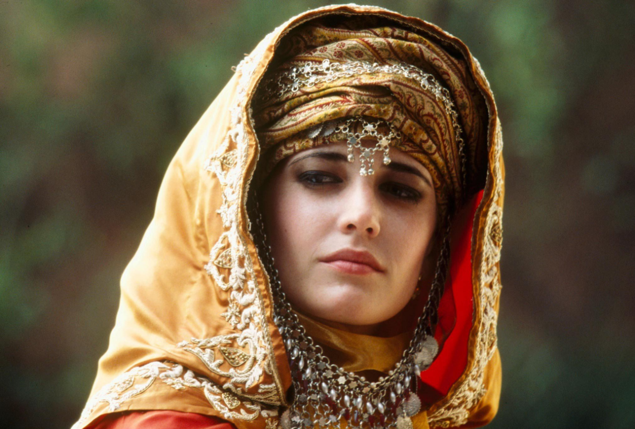 Астрология Ева Грин